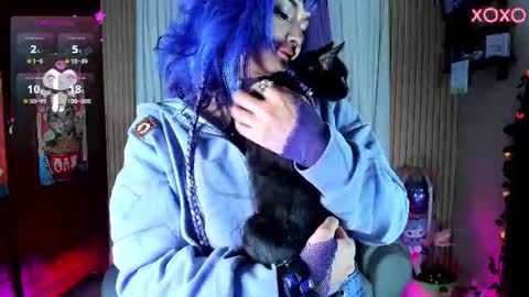 Snapshot of ravencollen chatting on 07-15-26, 11:10 ravencollen online show from 07-15-26, 11:10