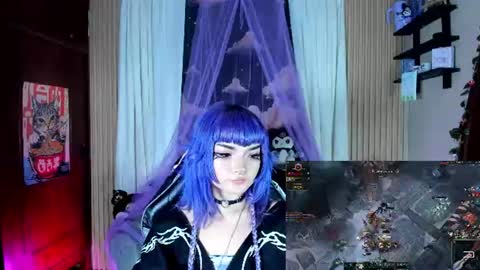 Snapshot of ravencollen chatting on 07-17-26, 12:06 ravencollen online show from 07-17-26, 12:06