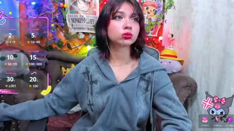 Snapshot of ravenn_20 chatting on 05-20-26, 11:27 RavenN online show from 05-20-26, 11:27