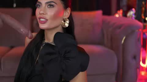Snapshot of ravennadarcy chatting on 06-30-26, 07:37 Lav online show from 06-30-26, 07:37