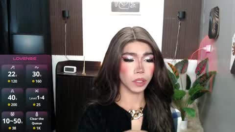 ravennaxx online show from 02-18-25, 10:49