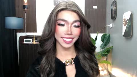 ravennaxx online show from 02-21-25, 12:06