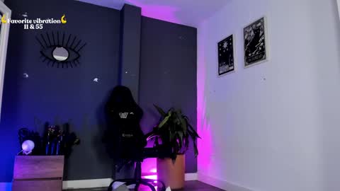 Raven Witch online show from 04-16-26, 09:39