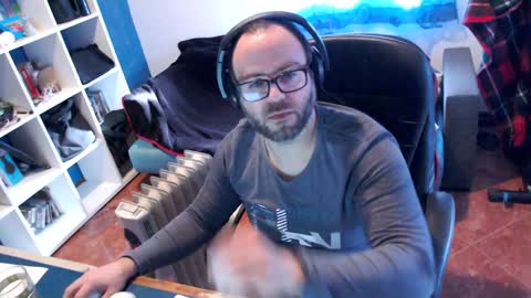 Snapshot of ravingr3d3 chatting on 02-04-25, 03:15 ravingr3d3 online show from 02-04-25, 03:15