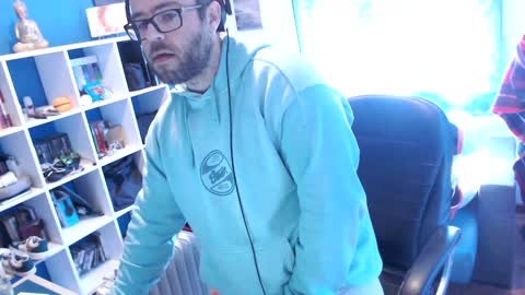 Snapshot of ravingr3d3 chatting on 02-05-25, 12:06 ravingr3d3 online show from 02-05-25, 12:06