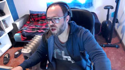 Snapshot of ravingr3d3 chatting on 02-06-25, 03:09 ravingr3d3 online show from 02-06-25, 03:09