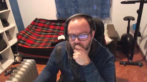 Snapshot of ravingr3d3 chatting on 02-07-25, 10:52 ravingr3d3 online show from 02-07-25, 10:52