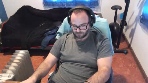 Snapshot of ravingr3d3 chatting on 02-11-25, 03:18 ravingr3d3 online show from 02-11-25, 03:18