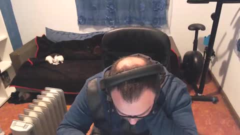 Snapshot of ravingr3d3 chatting on 02-13-25, 10:22 ravingr3d3 online show from 02-13-25, 10:22