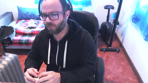 Snapshot of ravingr3d3 chatting on 02-16-25, 02:43 ravingr3d3 online show from 02-16-25, 02:43