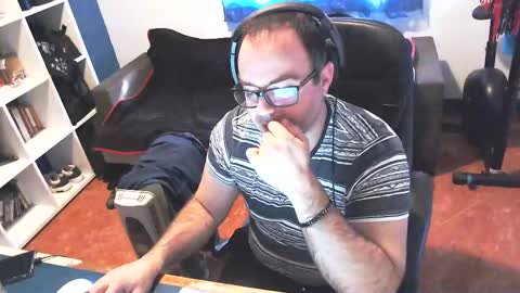 Snapshot of ravingr3d3 chatting on 02-18-25, 03:21 ravingr3d3 online show from 02-18-25, 03:21
