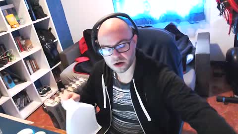 Snapshot of ravingr3d3 chatting on 02-20-25, 09:11 ravingr3d3 online show from 02-20-25, 09:11