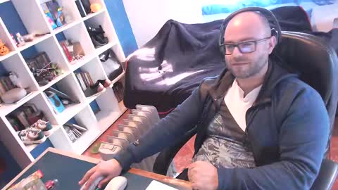 Snapshot of ravingr3d3 chatting on 02-26-25, 03:30 ravingr3d3 online show from 02-26-25, 03:30