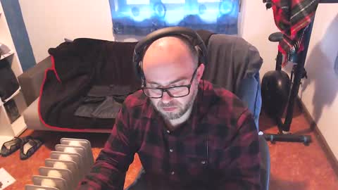 Snapshot of ravingr3d3 chatting on 03-03-25, 05:07 ravingr3d3 online show from 03-03-25, 05:07