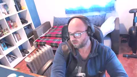 Snapshot of ravingr3d3 chatting on 03-04-25, 03:04 ravingr3d3 online show from 03-04-25, 03:04