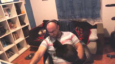Snapshot of ravingr3d3 chatting on 03-05-25, 11:38 ravingr3d3 online show from 03-05-25, 11:38