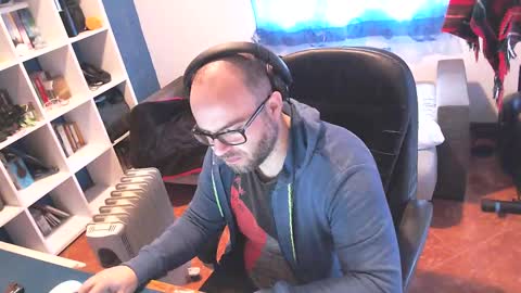 Snapshot of ravingr3d3 chatting on 03-06-25, 09:14 ravingr3d3 online show from 03-06-25, 09:14