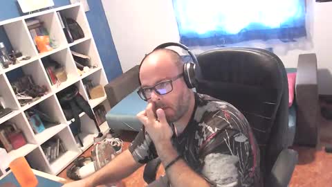 Snapshot of ravingr3d3 chatting on 09-16-25, 10:49 ravingr3d3 online show from 09-16-25, 10:49
