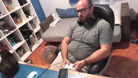 Snapshot of ravingr3d3 chatting on 10-01-25, 08:48 ravingr3d3 online show from 10-01-25, 08:48