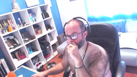 Snapshot of ravingr3d3 chatting on 10-07-25, 09:39 ravingr3d3 online show from 10-07-25, 09:39