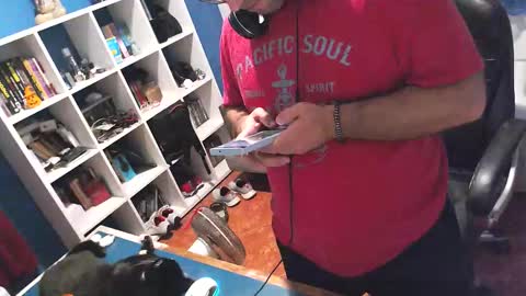 Snapshot of ravingr3d3 chatting on 10-07-25, 10:18 ravingr3d3 online show from 10-07-25, 10:18