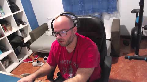Snapshot of ravingr3d3 chatting on 10-17-25, 11:51 ravingr3d3 online show from 10-17-25, 11:51