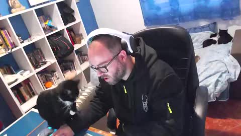 ravingr3d3 online show from 02-18-26, 12:23