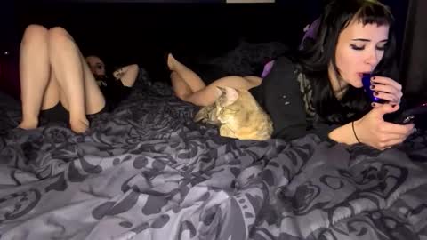 Ravyn and Nyx online show from 11-13-25, 05:39