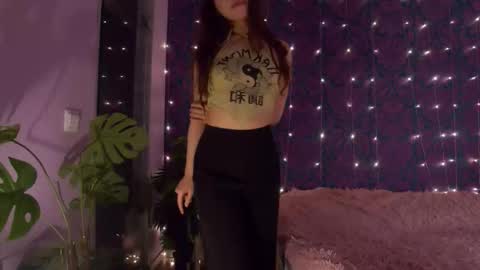 Lillian online show from 10-05-25, 10:13