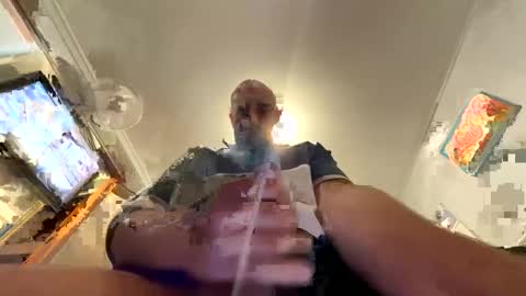 Down under guy online show from 03-10-25, 05:00