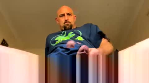 Down under guy online show from 09-28-25, 10:04