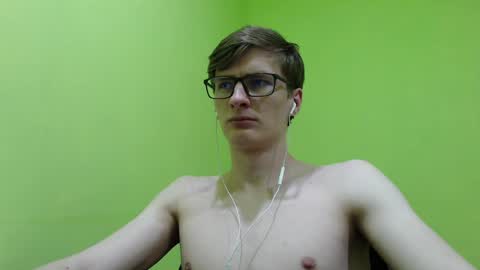 Snapshot of ray_booy chatting on 06-06-26, 01:16 Ray Booy online show from 06-06-26, 01:16