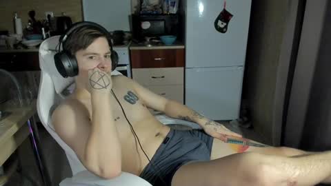 Ray online show from 01-21-25, 05:20