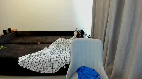 Ray online show from 04-16-26, 05:08