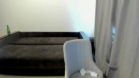 Ray online show from 04-21-26, 06:52