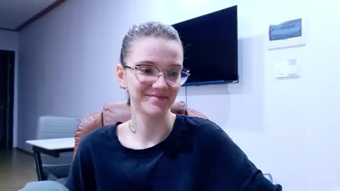 Ray-Ray online show from 01-18-26, 02:54