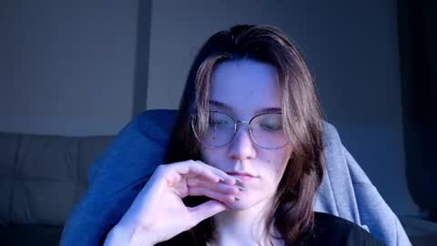 Snapshot of ray_lol chatting on 07-24-26, 09:24 Ray-Ray online show from 07-24-26, 09:24