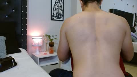 Ray online show from 02-10-25, 03:46