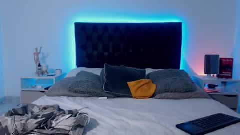 Ray online show from 12-22-25, 12:40