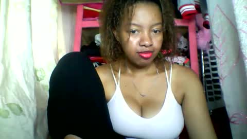 Snapshot of rayana_69 chatting on 05-09-26, 01:27 rayana_69 online show from 05-09-26, 01:27