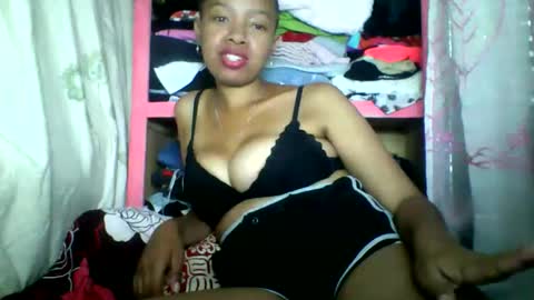 Snapshot of rayana_69 chatting on 05-27-26, 03:20 rayana_69 online show from 05-27-26, 03:20