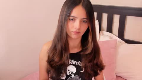 Snapshot of raychell_black chatting on 01-30-25, 10:30 Raychell Black online show from 01-30-25, 10:30