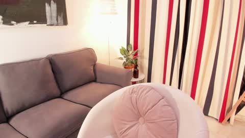 Raychell Black  online show from 11-06-25, 04:08