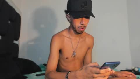 Snapshot of raydevil_ chatting on 10-15-25, 11:05 Rayn online show from 10-15-25, 11:05