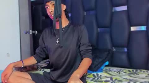 Rayn online show from 11-24-25, 06:29