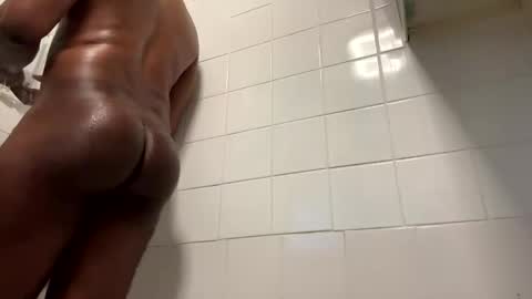 Snapshot of raydick1919 chatting on 01-03-25, 08:21 Raydick online show from 01-03-25, 08:21