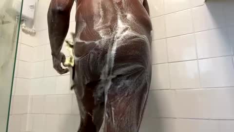 Snapshot of raydick1919 chatting on 03-01-25, 04:22 Raydick online show from 03-01-25, 04:22