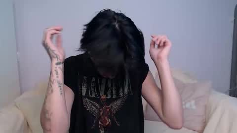 Ray online show from 01-16-26, 04:49