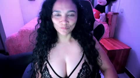 Danna online show from 04-12-26, 04:28