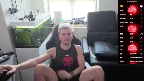 Rayzel online show from 02-22-26, 01:31